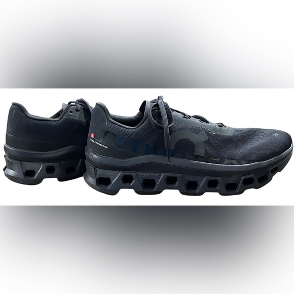 ON CLOUDMONSTER w/CloudTec Men’s Athletic Shoe In All Black Sz 10.5 ✨NIB✨ - Picture 5 of 14